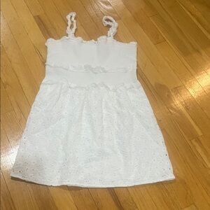 Kisuii Women’s White Dress Size Small